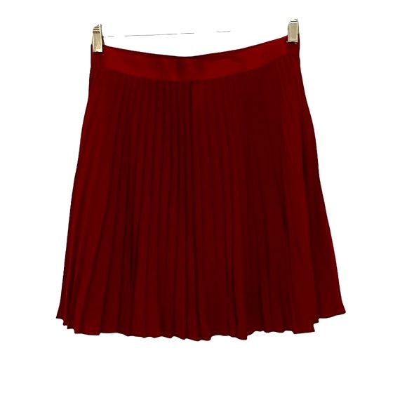 Express Red Pleated Mini Skirt - Picture 1 of 3